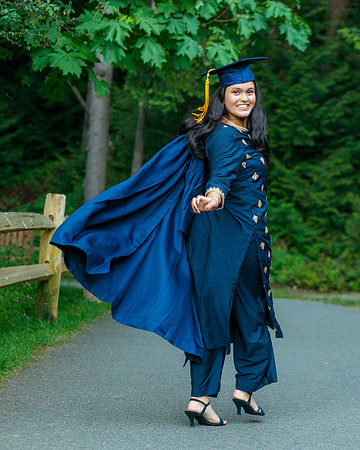 43 - Cap-Gown Trisha  - Jeannine Pound Photography