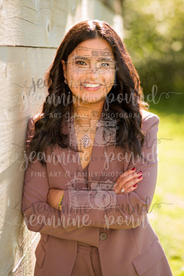 Senior Portraits with Jeannine Pound Photography