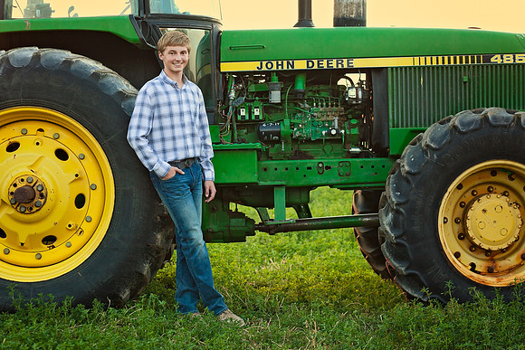 Tyson-20-JeanninePoundPhotography