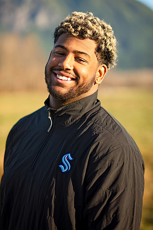 01 - Jayden - Class of '24 - Jeannine Pound Photography