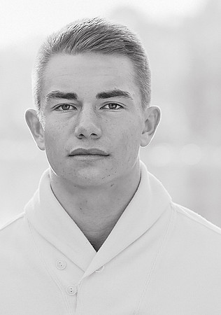 Senior Portraits with Jeannine Pound Photography